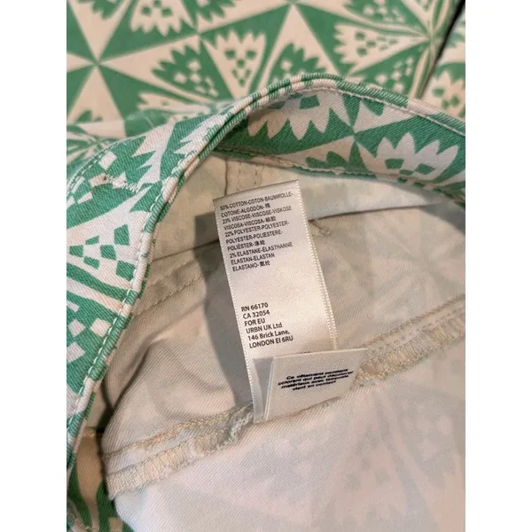 We The Free People Womens Jeans Green Youthquake Printed Crop Flare Boho Size 26 - Image 11