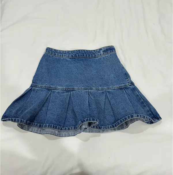 Lioness Denim Pleated Mini Skirt - Image 3