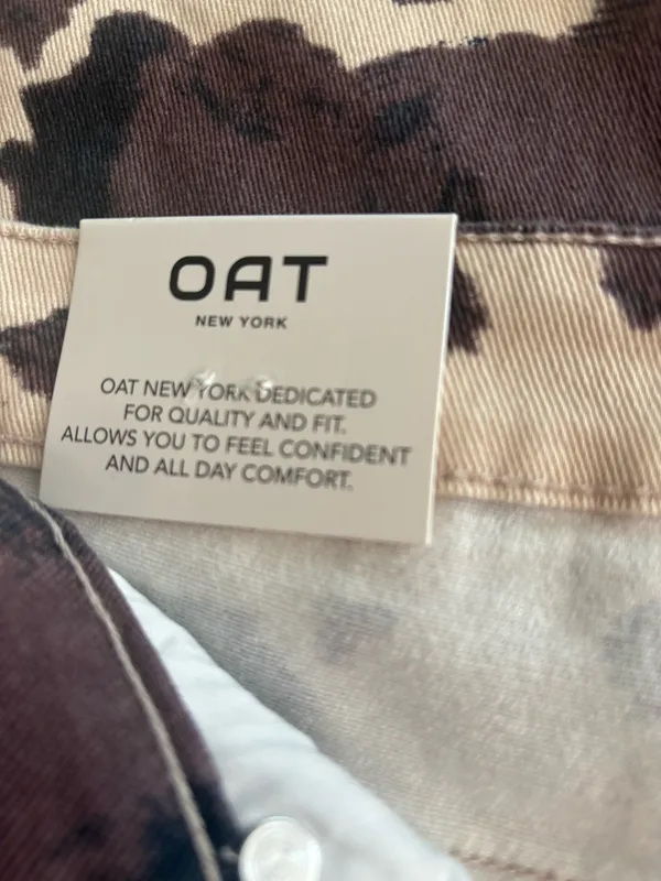 Oat Cowhide Print Jeans. Size 8. Slim fit Brown - Image 9