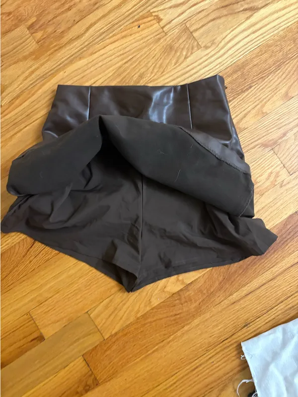 Leather Mini Skirt Abercrombie - Image 2