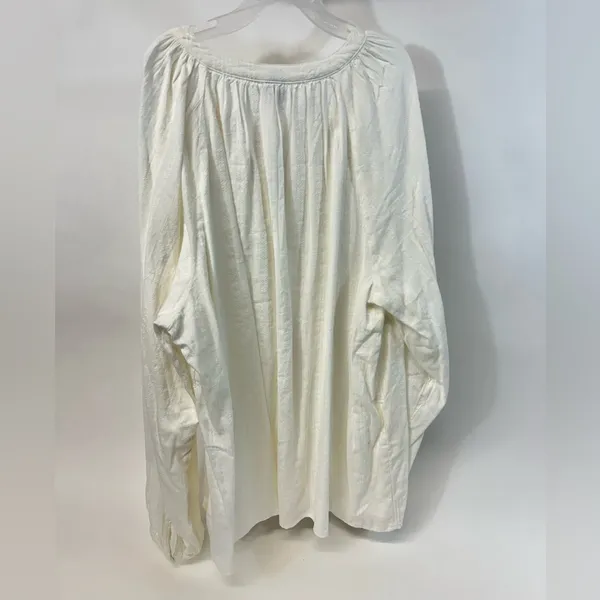 Old Navy Women’s Large off-white Long Sleeve Blouse - Image 5