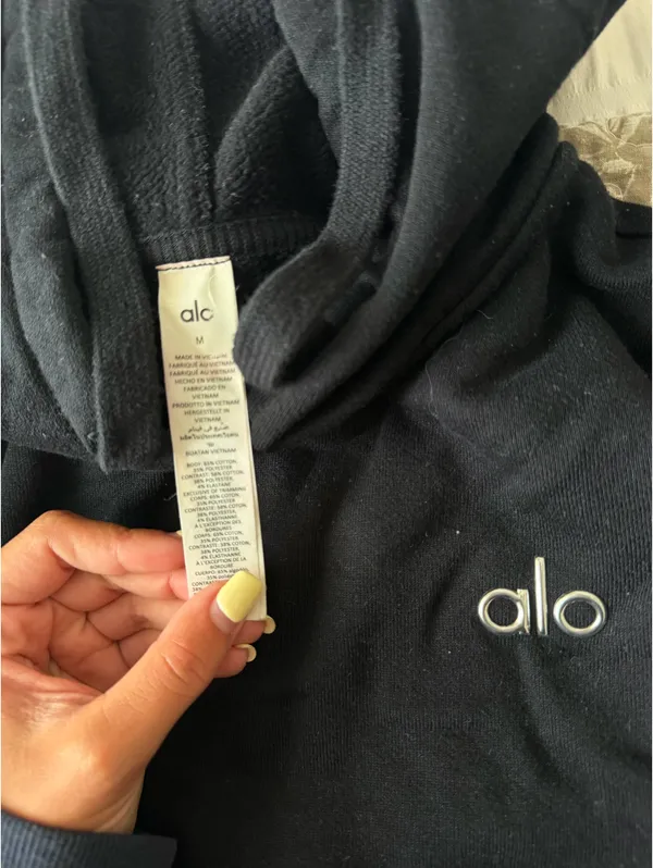 Black Alo Hoodie Yoga - Image 2