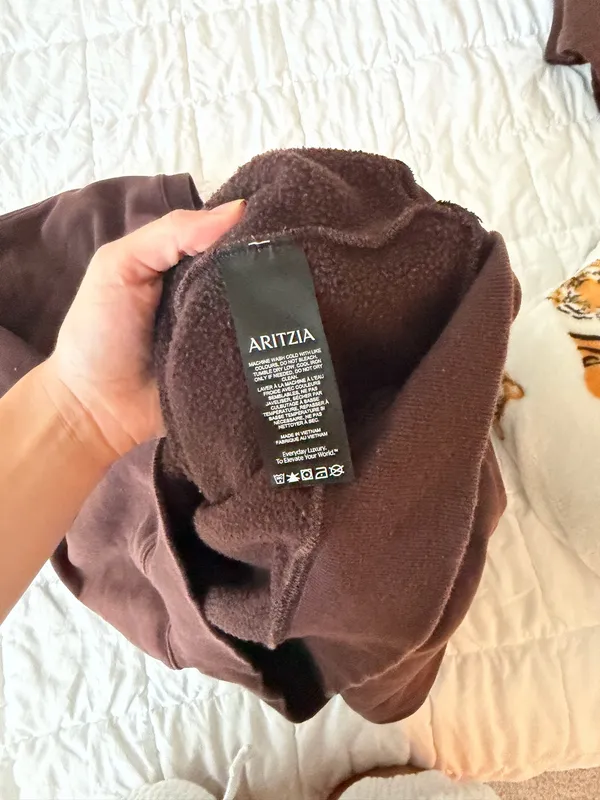 Aritzia Brown Sweat Set - Image 4