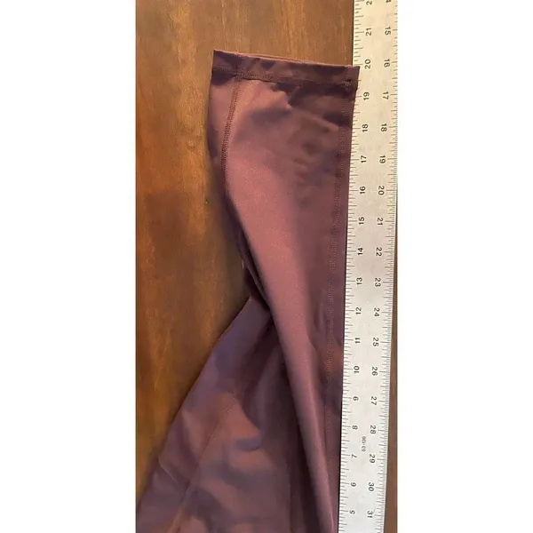 Zyia Active Wine Pocket Brilliant Hi-Rise Capris Size 12 - Image 6