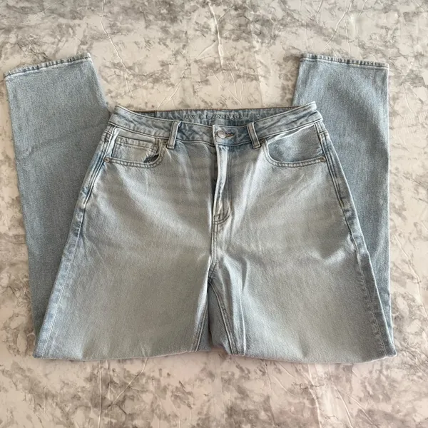 American Eagle Light Wash Strigid Jeans - Image 3