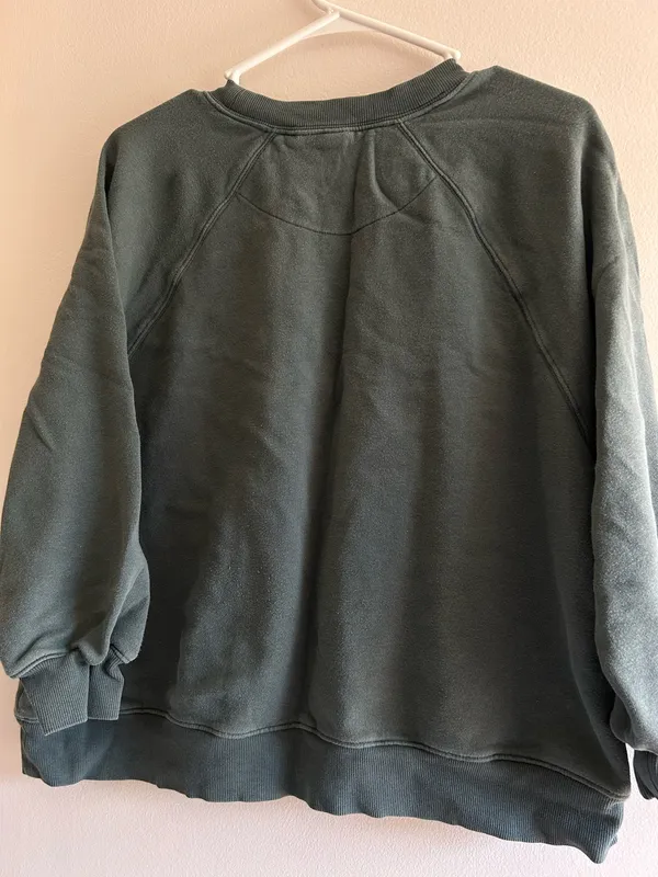 Old Navy Crewneck - Image 2