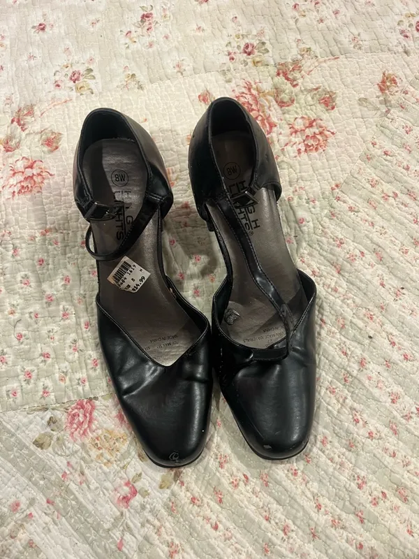 Black Women's Block Heel Mary Jane Pumps - Image 2