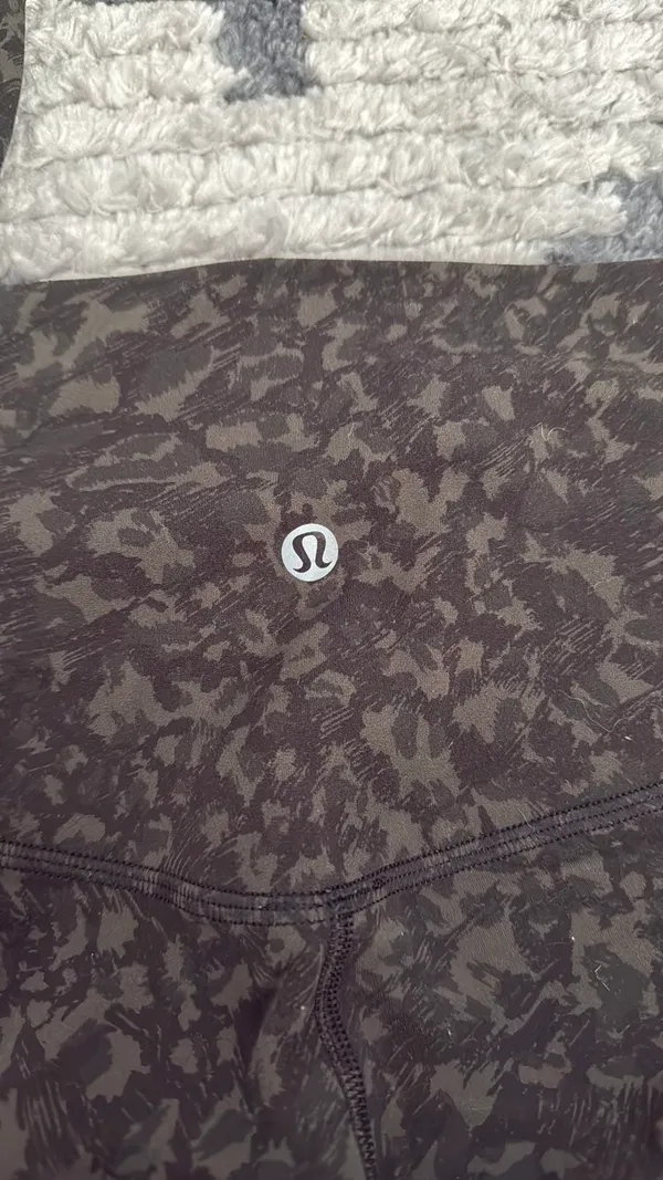 Lululemon Leggings Crop - Image 4