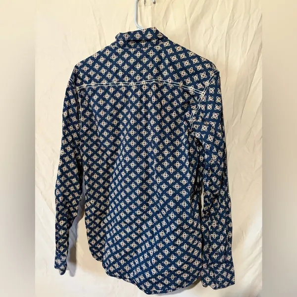 Ariat long sleeve button-down - Image 3