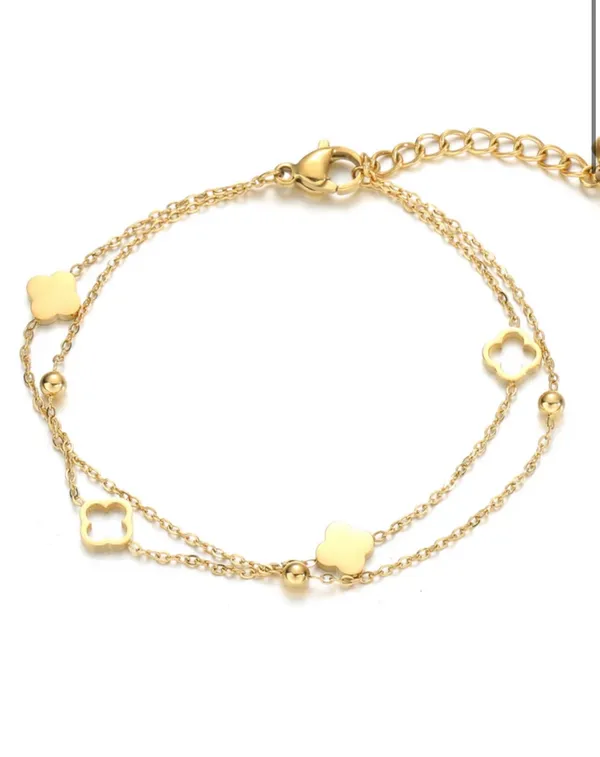 Minimal Clover Bead Bracelet Gold - Image 4