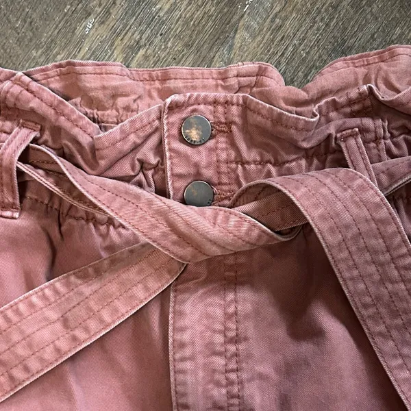 Abercrombie‎ & Fitch Mauve Paperbag High Rise Shorts with Belt Womens Size M - Image 2
