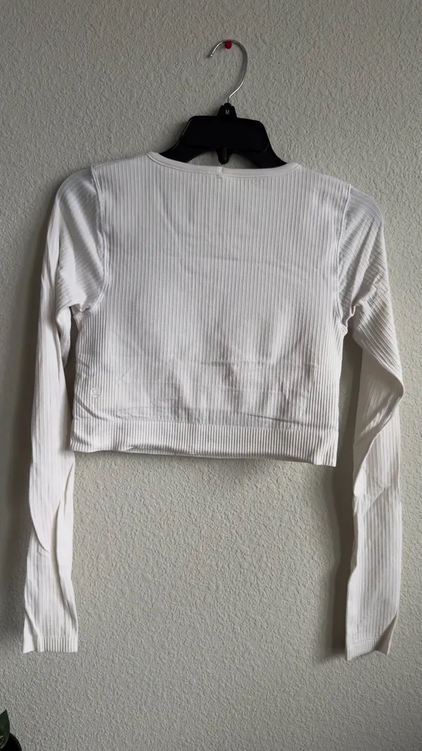 Lululemon Ebb to Street Long Sleeve Size 8 - Image 5