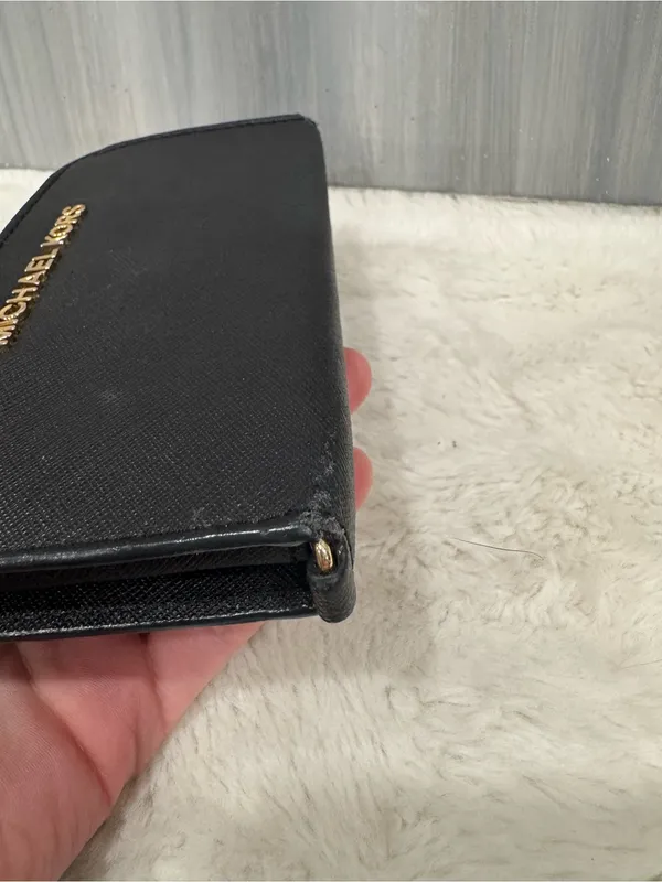 Michael Kors Black Saffiano Snap Wallet with Gold Logo - Image 7