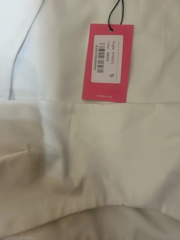 White crop top - Image 2