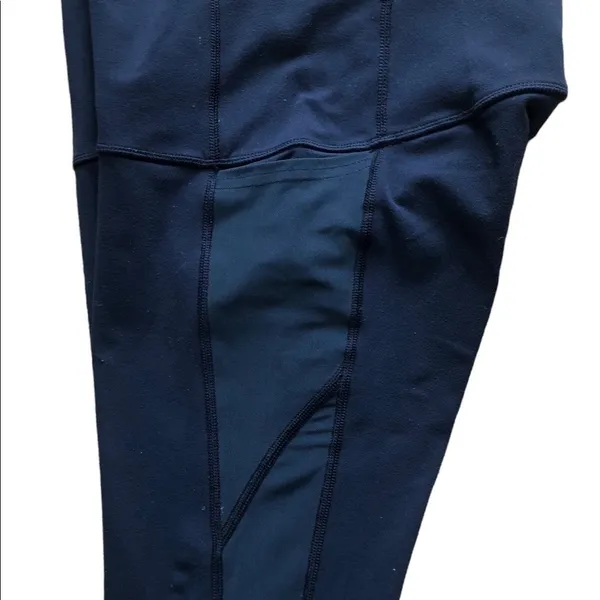 Lululemon Make A Move Navy Tights Side & Back Zip Pocket Size 6 - Image 4