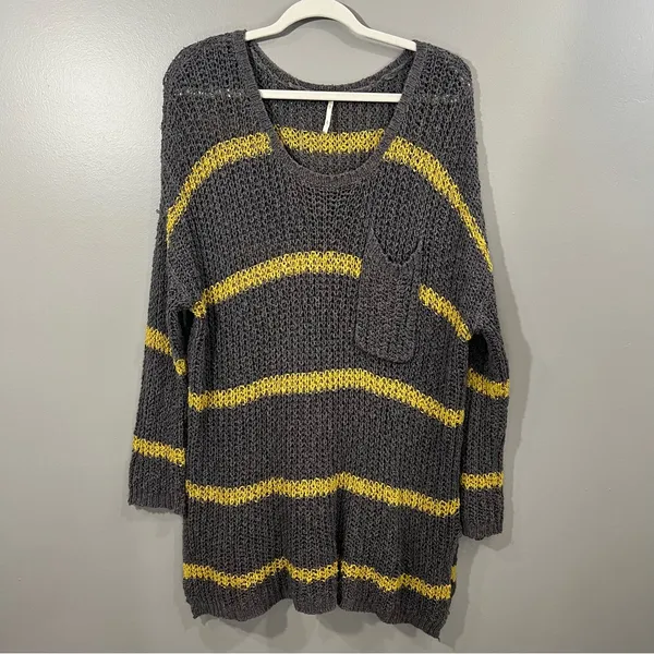 Free People Greenwich Village Oversized Knitted Sweater size M - Image 2