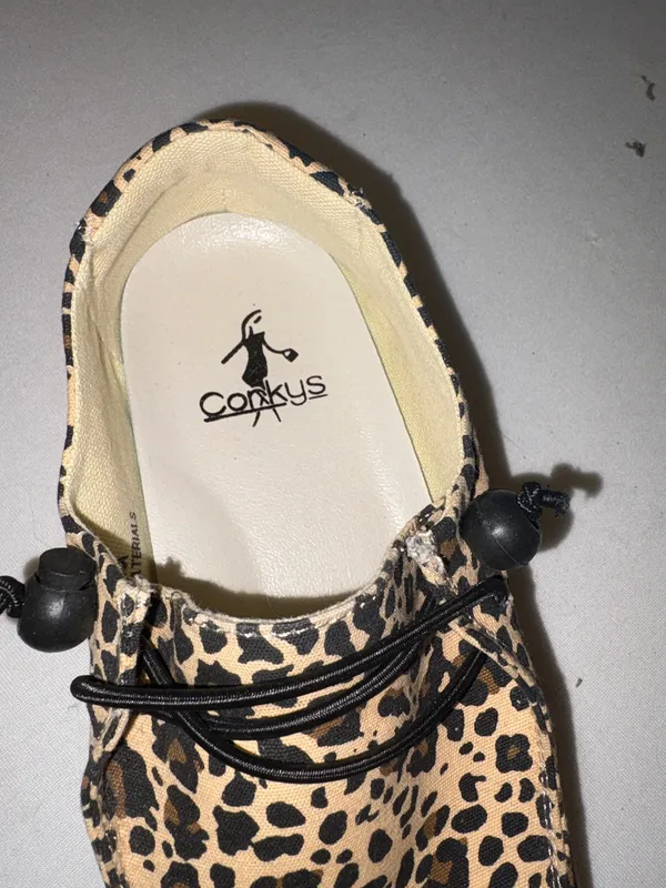 Corky Leopard Print Slip-Ons in Tan and Black Kayak style Size 7 - Image 6