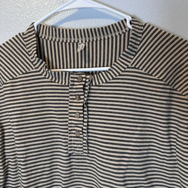 Free People Intimately Size-XS/T Lounge Top Seeing Stripes Cropped Slouch Henley - Image 4