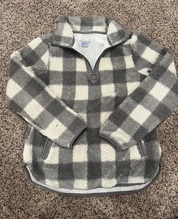 Fall Flannel Pullover Size M - Image 2