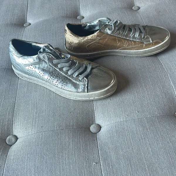 P448 Gold Silver Metallic Sneakers Size 37 - Image 2