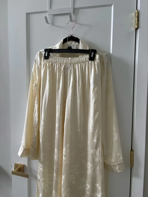 Reformation ivory Ella silk set - Image 8