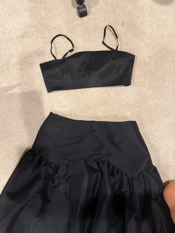 Revolve Set Two-Piece - Image 2