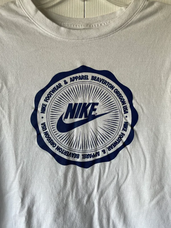 Nike Graphic Tee - Image 2