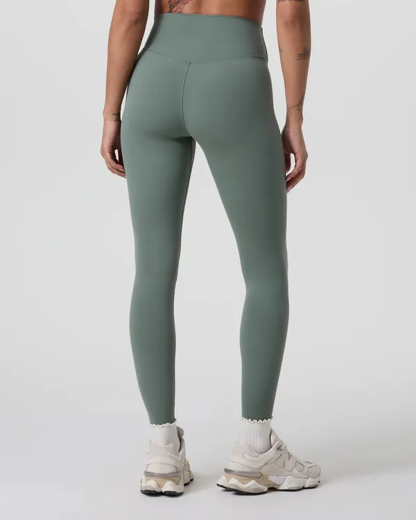 Vuori Large All the Form Leggings - Image 2