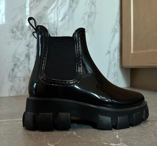 Platform Boots Black Size 8 - Image 4