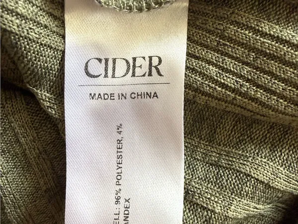 Cider Rib V-Neck Solid Button Bodysuit Green XL NWT - Image 10