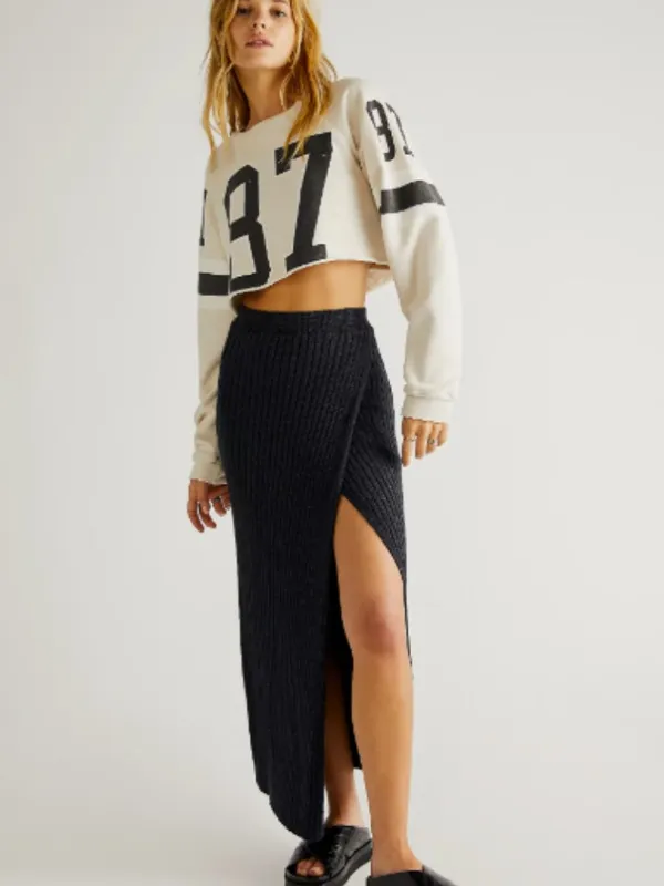 Free People better days midi skirt ribbed knit green size medium bohemian fall - Image 2