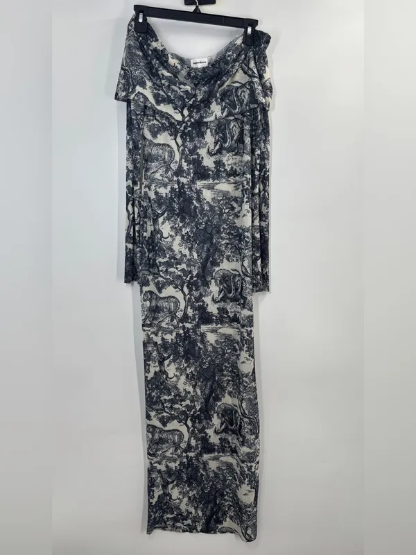 Superdown Karasi Maxi Dress in Toile Navy - Image 6
