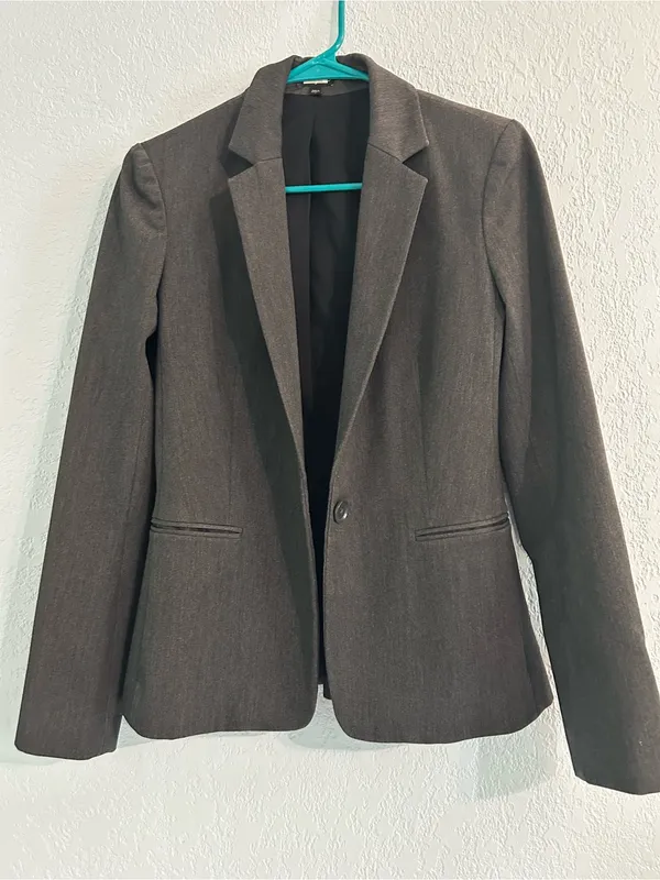 Express Editor Women’s Fitted Gray One Button Blazer with Black Lining - Image 13