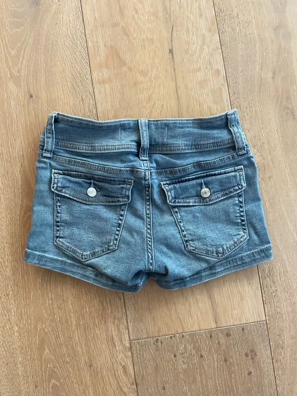 Jean Hollister Shorts - Image 2