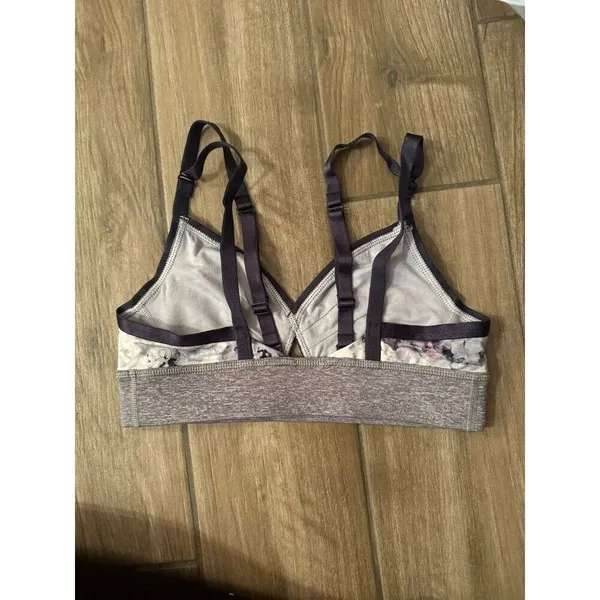 lululemon athletica size 6 adjustable grey blue pink sports bra criss cross back - Image 2