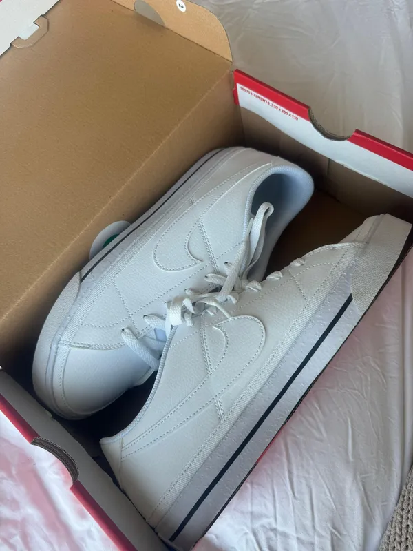 Nike NEW Court Legacy Sneakers - Image 2