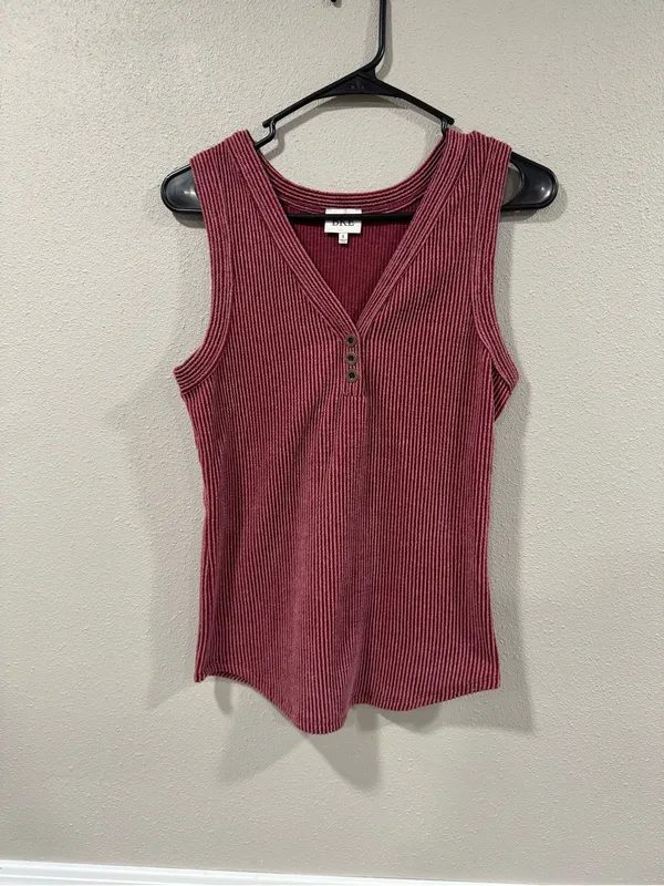 BKE Ribbed Henley Tank Top in Burgundy - Image 2