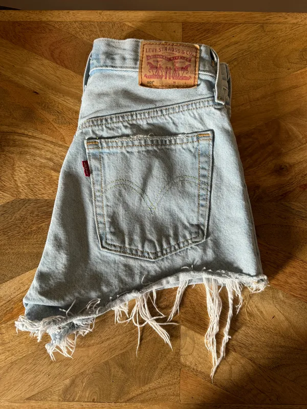 Levi's 501 Shorts - Image 3