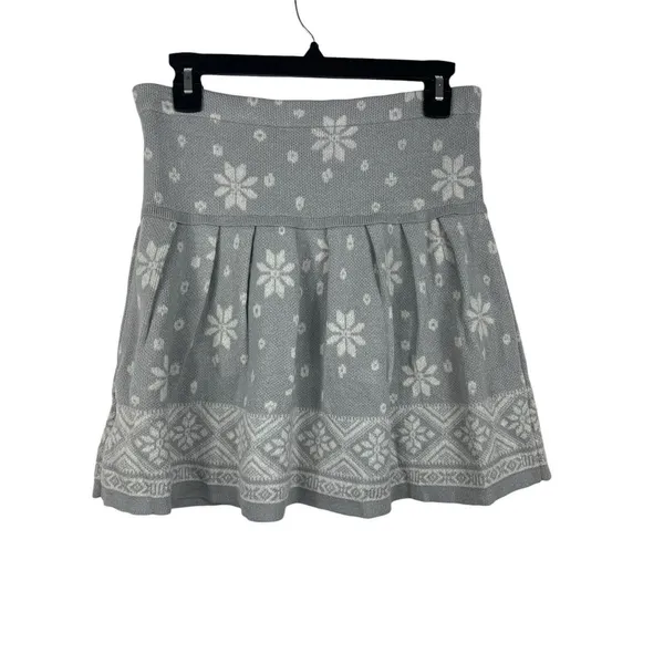 Princess Vera Wang Pleated Gray Sparkle Snowflake Knit Sweater Skirt M NWT - Image 2