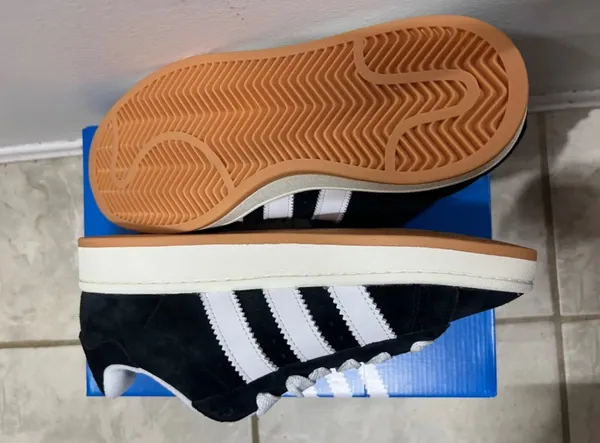 Women's size 7.5/Mens size 6.5 Adidas Campus 00s Black white gum - Image 2