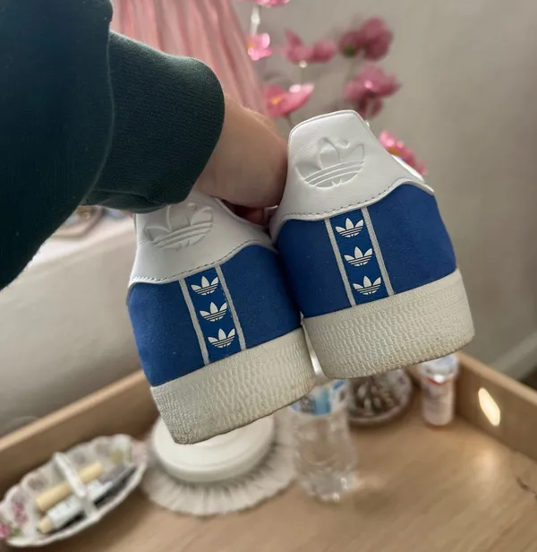 Women’s Adidas Sneakers - Image 4