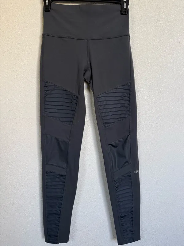Alo Yoga Dark Gray Moto Leggings S High Rise Mesh Pleated Biker Athleisure - Image 2