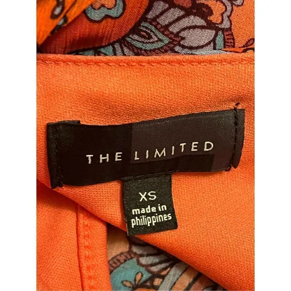 The Limited short sleeve, V-neck dress ￼size XS (1832) - Image 5