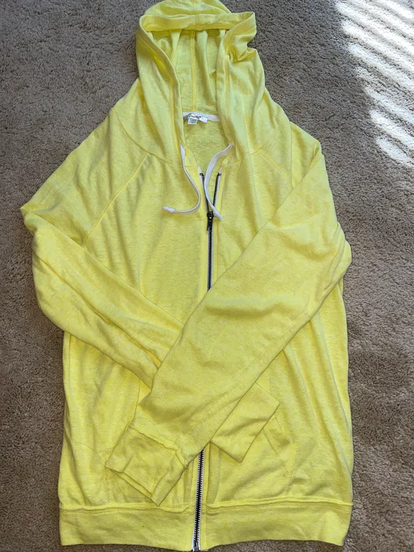 Yellow Lightweight Hoodie Size L - Image 3
