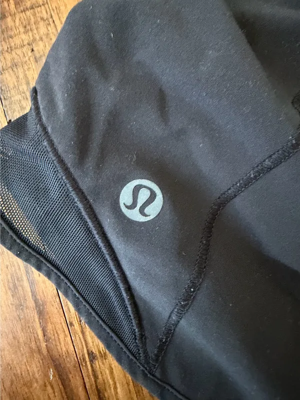 Lululemon Hotty Hot - Image 3