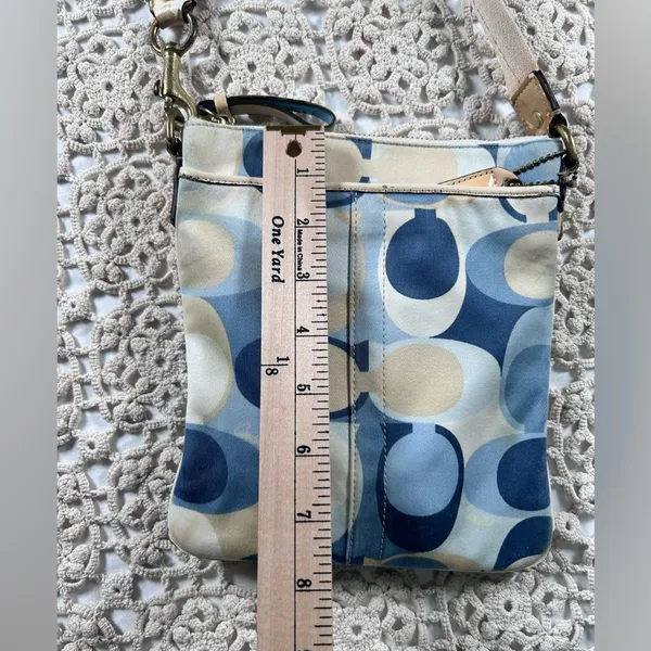 Coach Crossbody Purse No. L0767-41226 Cream Blue Tan Pattern Vintage Y2K - Image 15