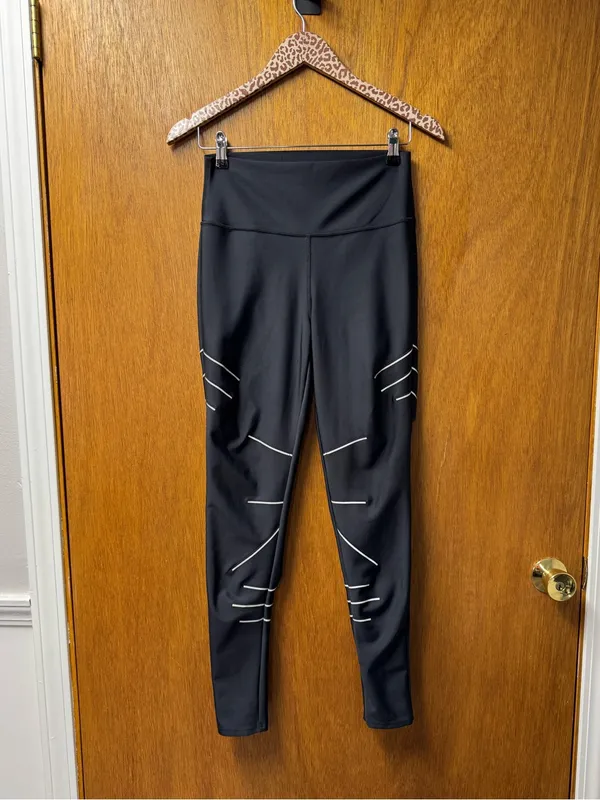 ALO Yoga High-Waisted Sequence Glow in the Dark Leggings Black Large Workout Gym - Image 15