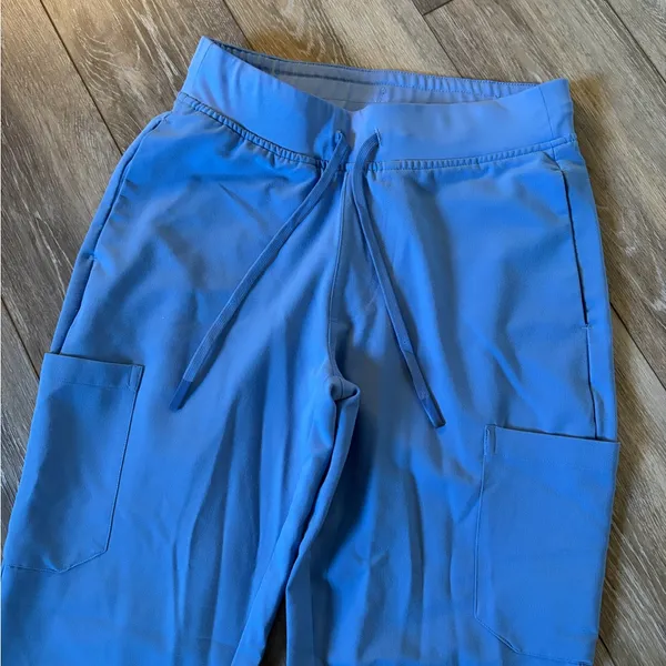 Mandala Nine Pocket Cargo Scrub Pants Ceil Blue Size XS Petite - Image 3