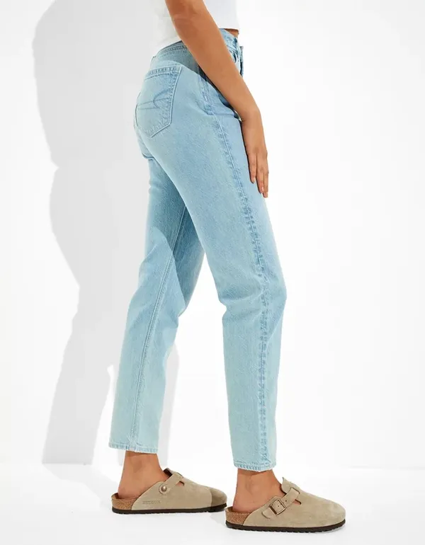 American Eagle x The Jeans Redesign Mom Jean in Washed Blue Size 14 - Image 2