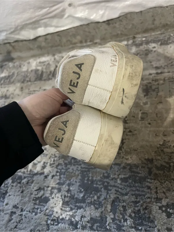 Veja White Sneakers Size 6 US - Image 4